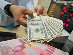 Rupiah Muncul Rp8 Ribu per Dolar di Google, Fakta atau Error?