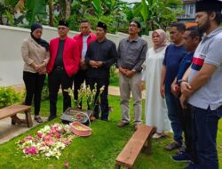 Lebaran, DPC PDI Perjuangan Kuningan Ziarah Ke Tiga Mantan Bupati