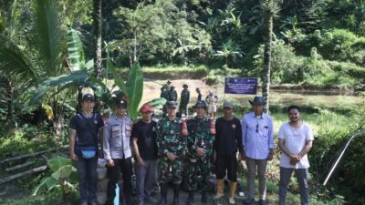 Dari Aplikasi Ke Aksi Nyata,TNI dan Warga Subang Bangun Jembatan Bambu