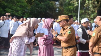 Pemkab Kuningan Salurkan Insentif untuk 1.000 Guru Ngaji dan Imam Tajug, Perkuat Fondasi Moral Masyarakat