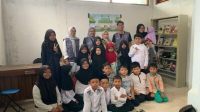 “Ruang Cerdas” di Nagarapageuh: Mahasiswa KKN Cetak Generasi Unggul dan Berakhlak
