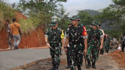 Dandim 0615/Kuningan Paparkan Capaian TMMD ke-125 kepada Tim Wasev