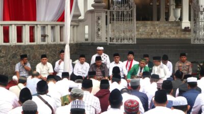 Ribuan Warga Kuningan Ikuti Istighosah dan Doa Bersama untuk Kedamaian Daerah