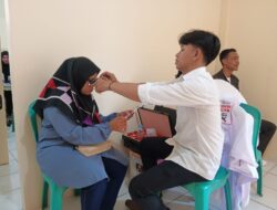 PSI Gelar Pemeriksaan Mata dan Bagikan Kacamata Gratis untuk Warga Kuningan
