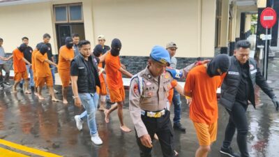 Polres Kuningan Ungkap 13 Kasus Narkoba, Amankan 17 Tersangka dan Ribuan Butir Obat Keras