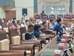 Warga Karang Tawang Protes Pembangunan Kandang Ayam Dekat Permukiman, DPRD Kuningan Turun Tangan