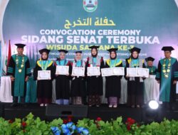 STIS Husnul Khotimah Kuningan Gelar Wisuda ke-3, Luluskan 5 Penghafal Al-Qur’an 30 Juz
