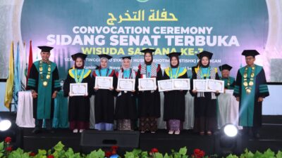 STIS Husnul Khotimah Kuningan Gelar Wisuda ke-3, Luluskan 5 Penghafal Al-Qur’an 30 Juz