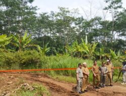 Galian Tanah di Jalan Lingkar Timur Kuningan Disetop Satpol PP, Material Cemari Jalan dan Membahayakan Pengendara
