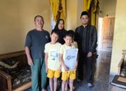 BAZNAS Kuningan Salurkan Bantuan Modal untuk Keluarga Anak Kembar Tiga Tuna Netra