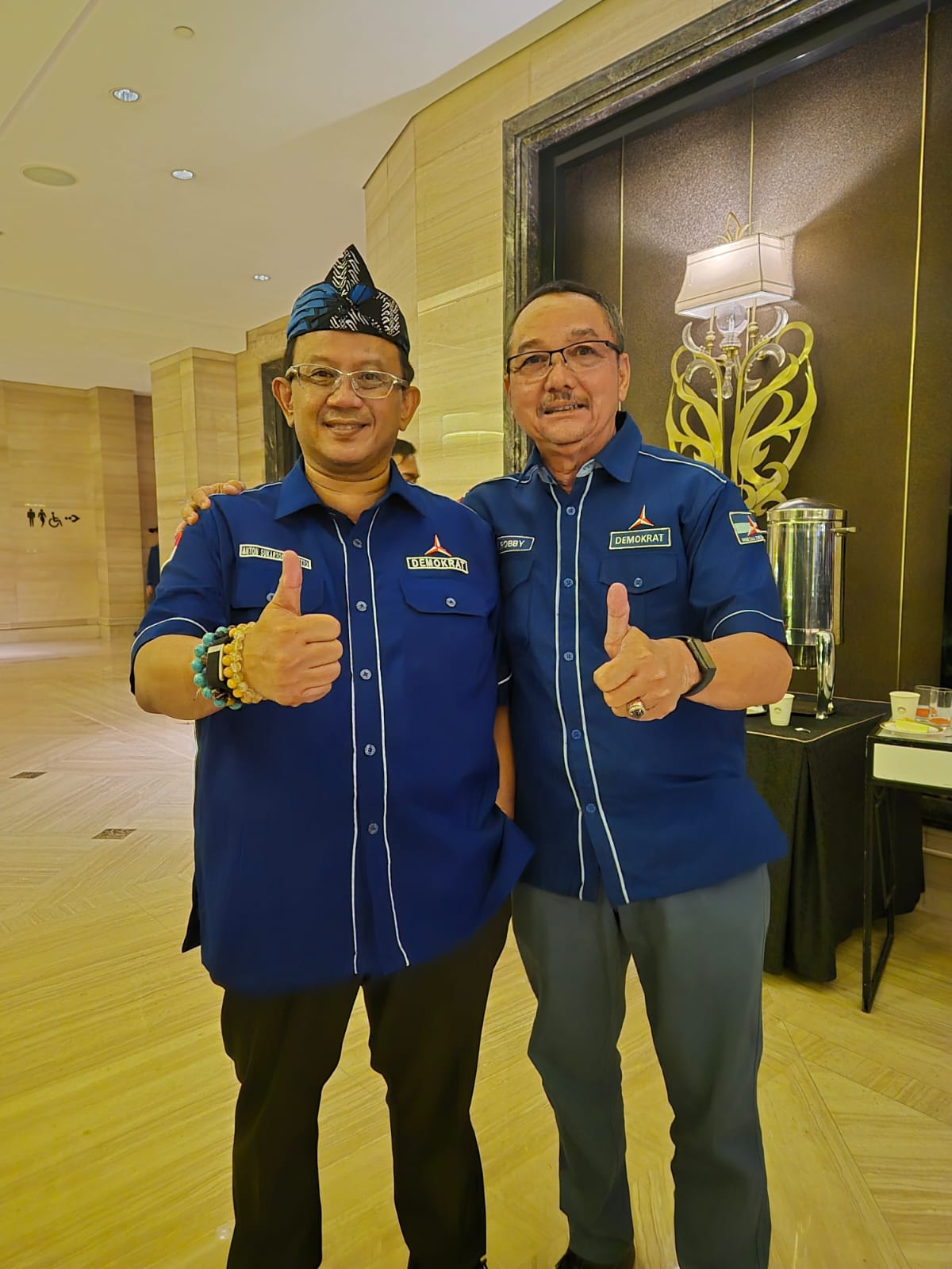 Gelar Musda VI di Bandung, H.T. Mamat Robby Suganda Ucapkan Selamat untuk Anton Sukartono Surato